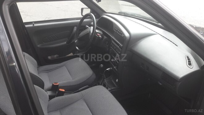 LADA (VAZ) 2115 2009, 250,000 km - 1.5 l - Yevlax