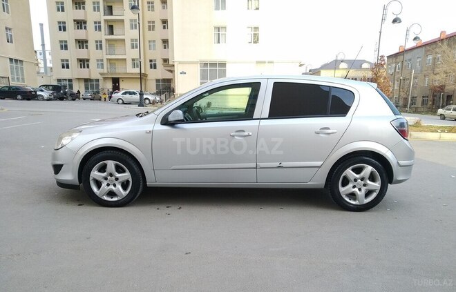 Opel Astra 2007, 240,000 km - 1.3 л - Bakı