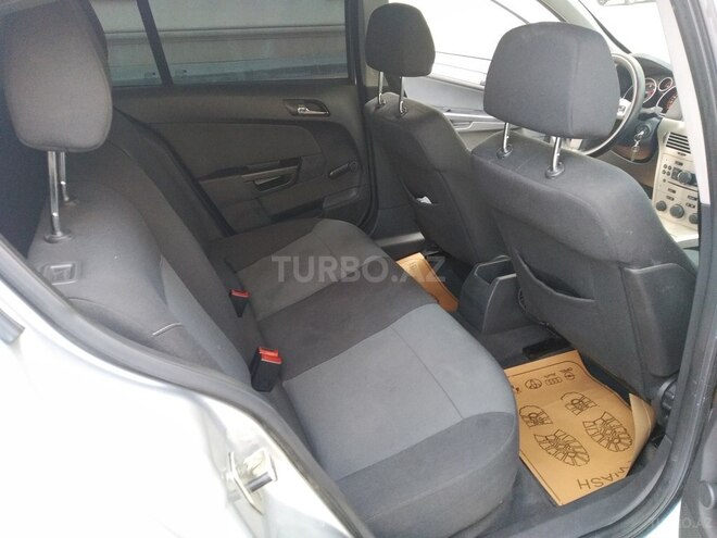Opel Astra 2007, 240,000 km - 1.3 л - Bakı