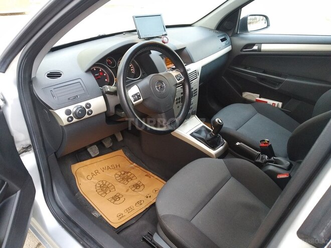 Opel Astra 2007, 240,000 km - 1.3 л - Bakı