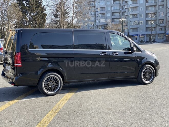 Mercedes V 220 2018, 67,000 km - 2.2 l - Bakı