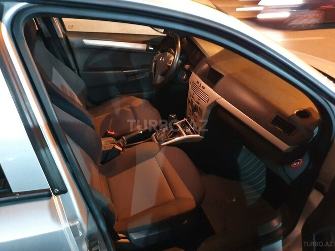 Opel Astra 2008, 225,000 km - 1.7 l - Bakı