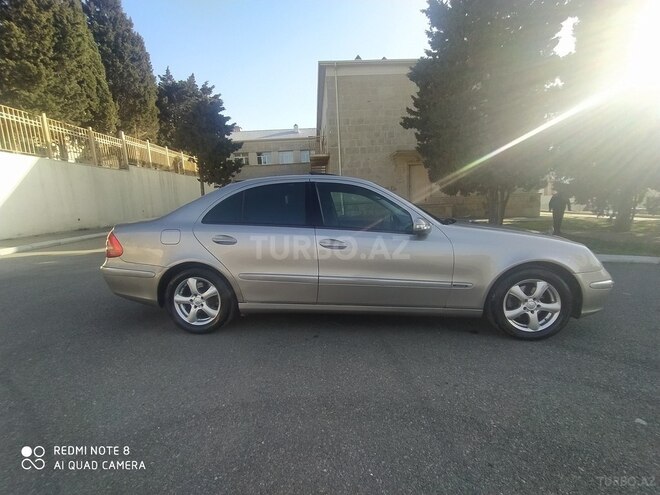 Mercedes E 240 2004, 404,239 km - 2.6 l - Bakı