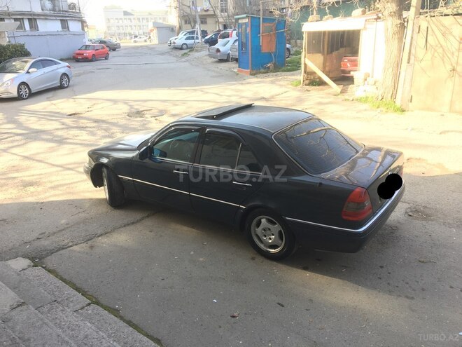Mercedes C 220 1996, 366,800 km - 2.2 л - Biləsuvar