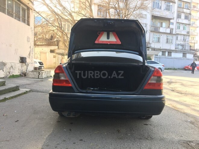 Mercedes C 220 1996, 366,800 km - 2.2 л - Biləsuvar