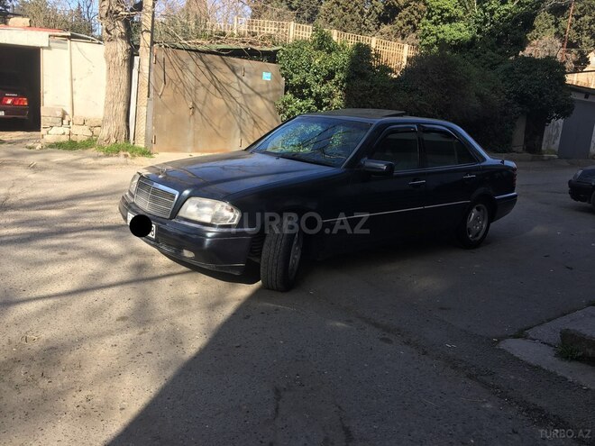 Mercedes C 220 1996, 366,800 km - 2.2 л - Biləsuvar