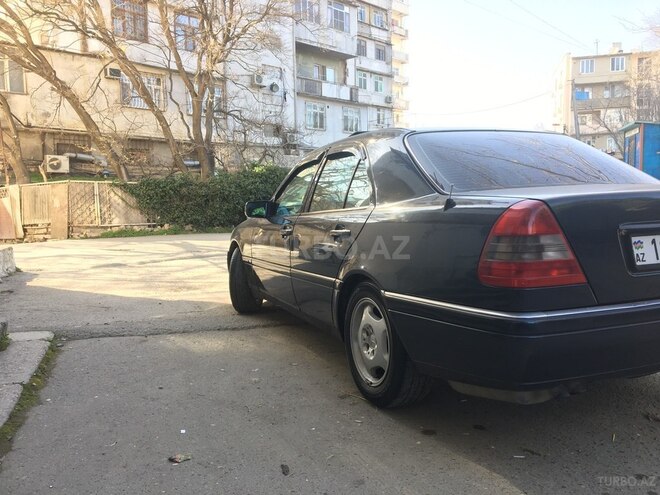 Mercedes C 220 1996, 366,800 km - 2.2 л - Biləsuvar