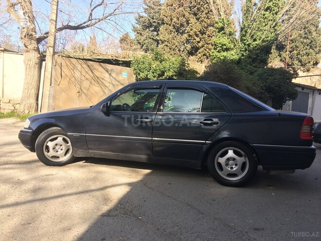 Mercedes C 220 1996, 366,800 km - 2.2 л - Biləsuvar