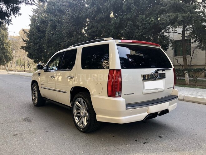 Cadillac Escalade 2011, 138,000 km - 6.2 l - Bakı