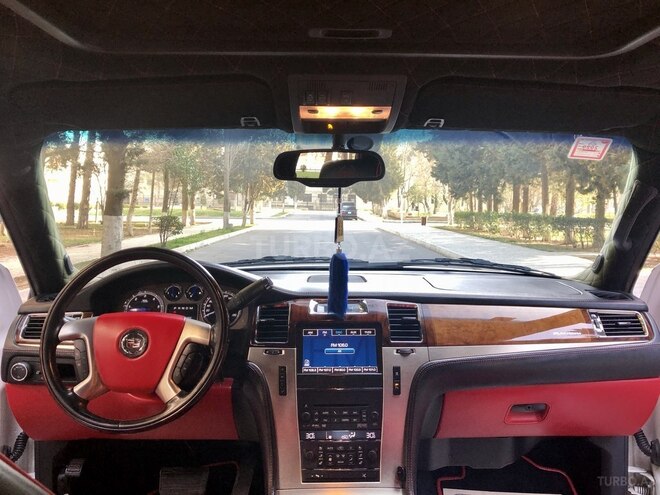 Cadillac Escalade 2011, 138,000 km - 6.2 l - Bakı