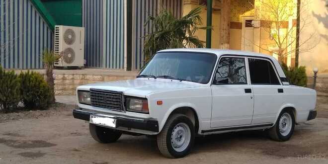 LADA (VAZ) 2107 2006, 122,000 km - 1.6 l - Şirvan