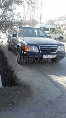 Mercedes E 220 1995, 657,412 km - 2.2 л - Salyan