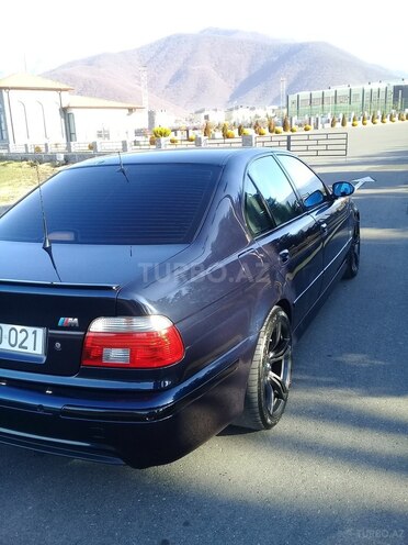 BMW 530 1999, 279,000 km - 3.0 l - Qax