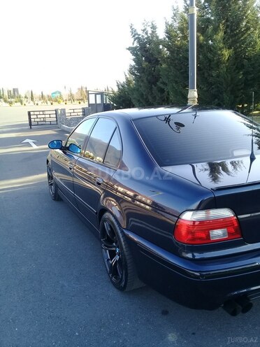 BMW 530 1999, 279,000 km - 3.0 l - Qax