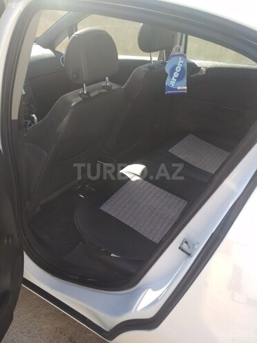 Opel Corsa 2014, 142,000 km - 1.4 l - Naxçıvan
