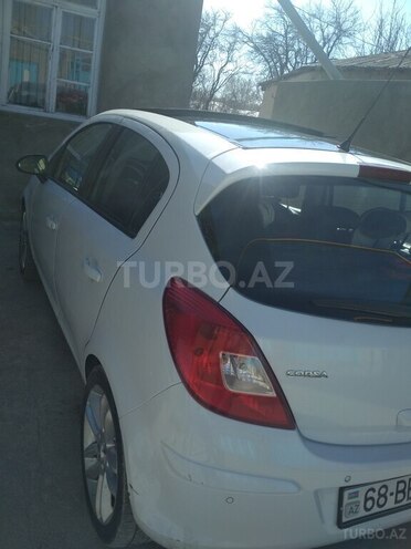 Opel Corsa 2014, 142,000 km - 1.4 l - Naxçıvan
