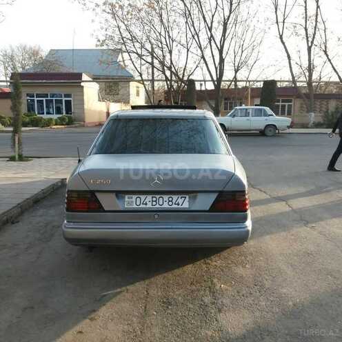 Mercedes E 250 1991, 453,000 km - 2.5 л - Ağcabədi