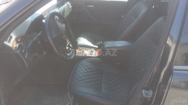 Mercedes E 240 1999, 260,243 km - 2.4 l - Xaçmaz