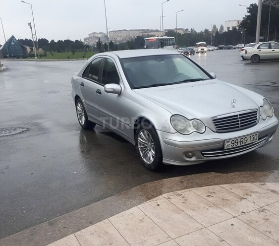 Mercedes C 220 2005, 397,000 km - 2.2 l - Bakı