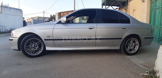 BMW 520 2002, 206,000 km - 0.3 l - Bakı