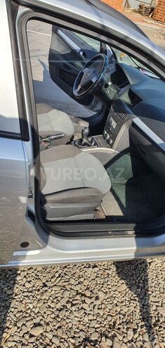 Opel Astra 2006, 223,799 km - 1.3 л - Tovuz