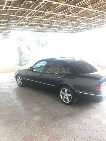 Mercedes E 270 2000, 321,000 km - 2.7 л - Bakı