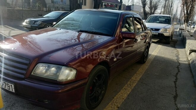 Mercedes C 200 1997, 320,000 km - 2.0 l - Şəki