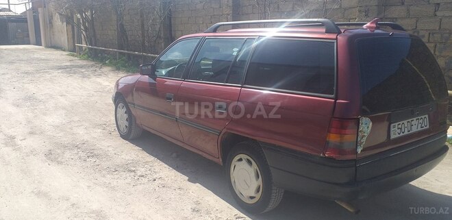 Opel Astra 1993, 325,000 km - 1.8 l - Bakı