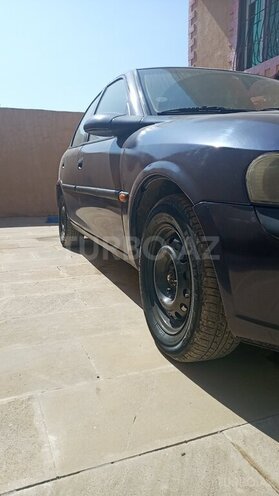 Opel Vectra 1996, 500,000 km - 1.6 l - Bakı