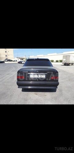 Mercedes E 220 1994, 407,300 km - 2.2 l - Bakı