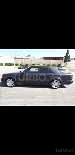 Mercedes E 220 1994, 407,300 km - 2.2 l - Bakı