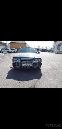 Mercedes E 220 1994, 407,300 km - 2.2 l - Bakı