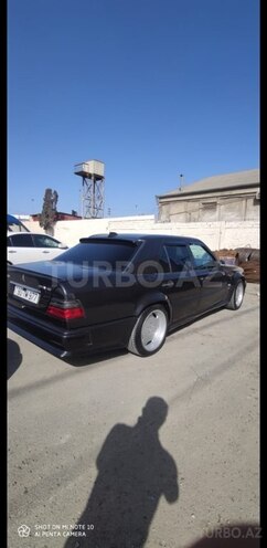 Mercedes E 220 1994, 407,300 km - 2.2 l - Bakı