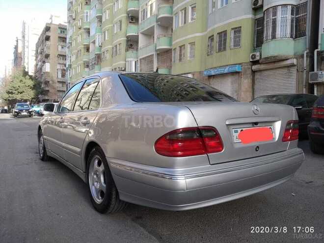 Mercedes E 240 2000, 268,663 km - 2.4 л - Bakı