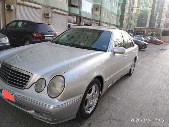 Mercedes E 240 2000, 268,663 km - 2.4 л - Bakı