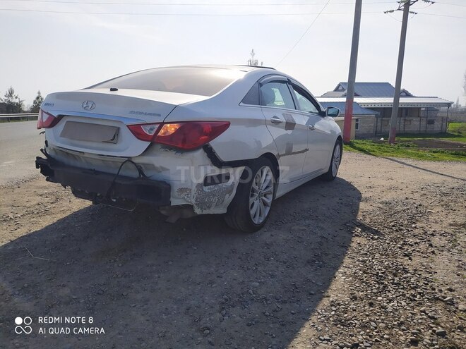Hyundai Sonata 2010, 200,000 km - 2.4 l - Sabirabad
