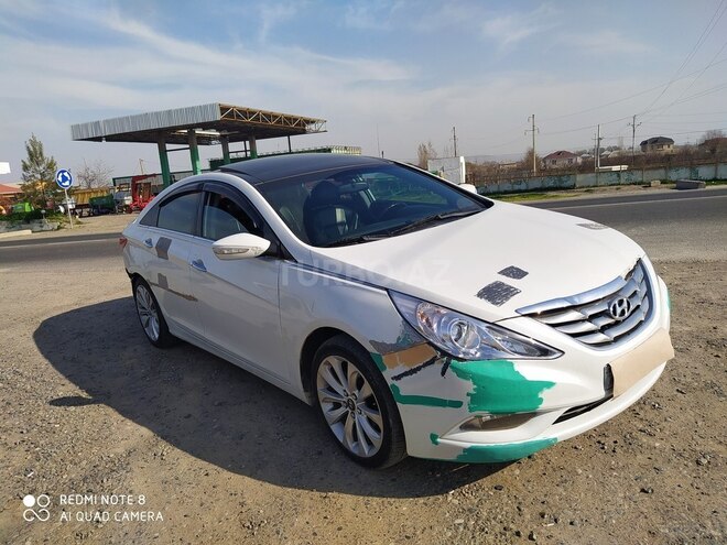 Hyundai Sonata 2010, 200,000 km - 2.4 l - Sabirabad