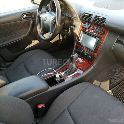 Mercedes C 220 2001, 268,000 km - 2.2 л - Bərdə