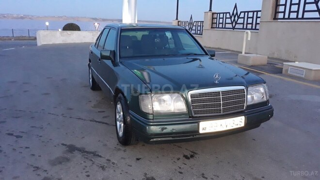 Mercedes E 220 1995, 266,880 km - 2.2 l - Bakı