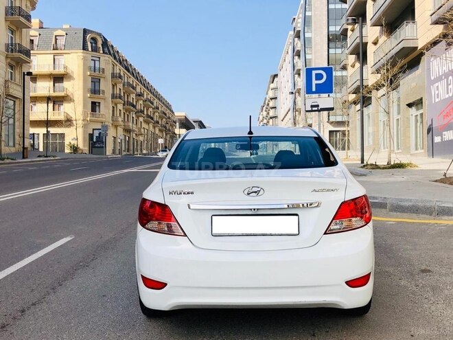 Hyundai Accent 2012, 360,000 km - 1.6 l - Bakı