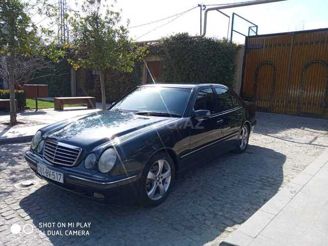 Mercedes E 240 2001, 195,600 km - 2.6 l - Bakı