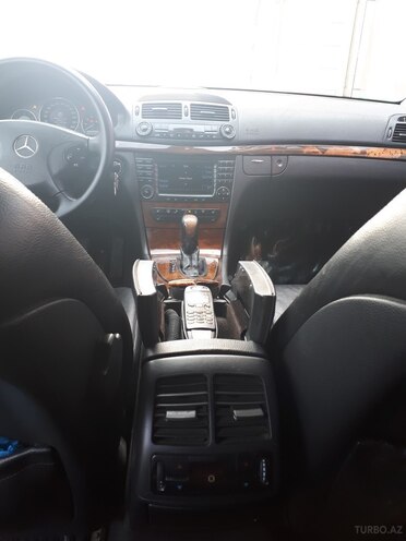 Mercedes E 320 2004, 213,000 km - 3.2 l - Bərdə