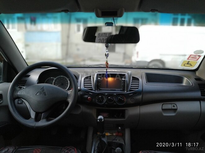 Mitsubishi L200 2011, 215,000 km - 2.5 l - Sumqayıt