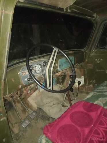 UAZ 469 1991, 15,000 km - 2.4 l - Lerik