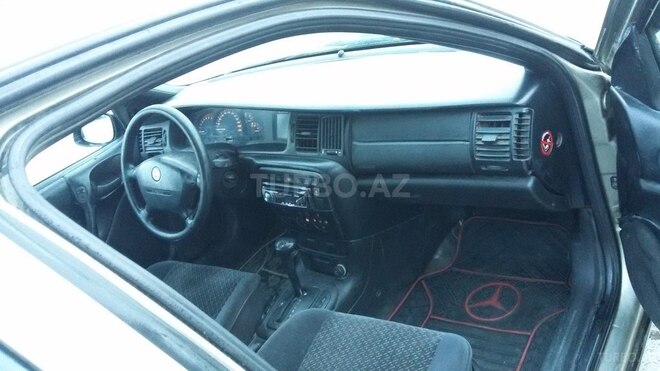 Opel Vectra 1997, 246,600 km - 2.0 l - Bakı