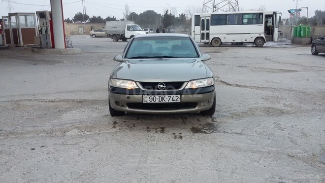 Opel Vectra 1997, 246,600 km - 2.0 l - Bakı