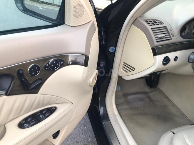 Mercedes E 270 2002, 235,400 km - 2.7 l - Bakı