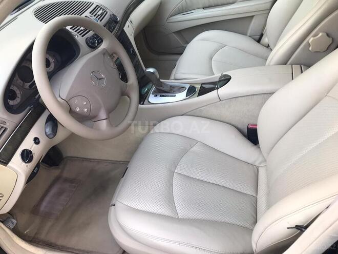 Mercedes E 270 2002, 235,400 km - 2.7 l - Bakı
