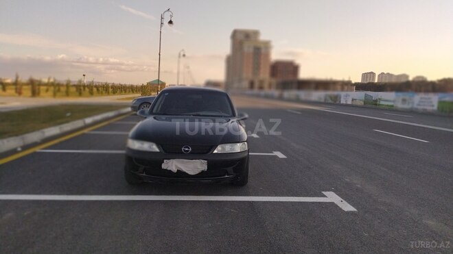 Opel Vectra 1997, 323,000 km - 1.6 l - Sumqayıt