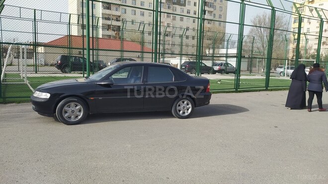 Opel Vectra 1997, 323,000 km - 1.6 l - Sumqayıt